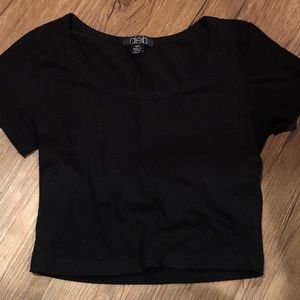 black crop t-shirt